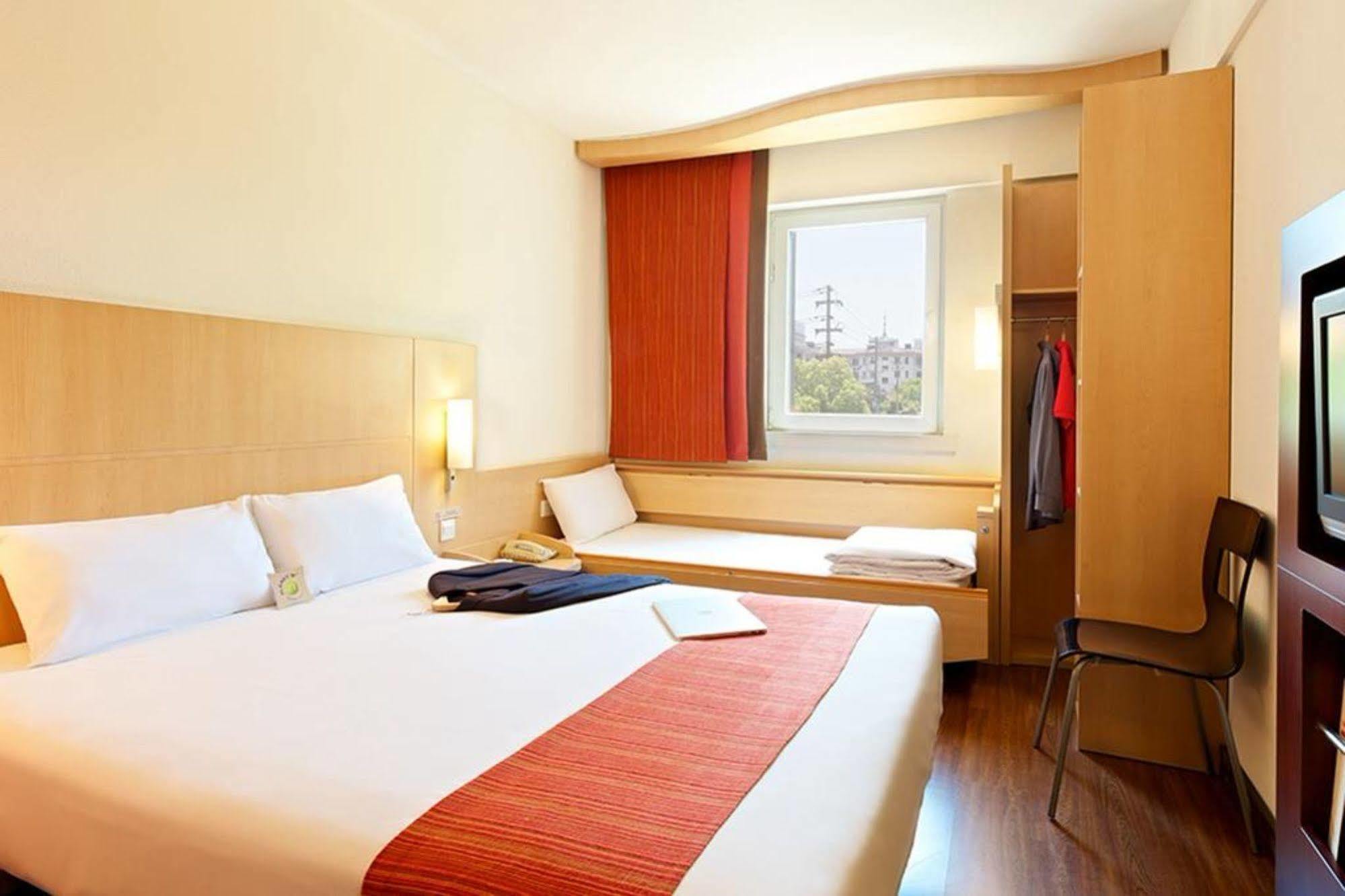 Hotel Ibis Beijing Dongdaqiao Exterior foto
