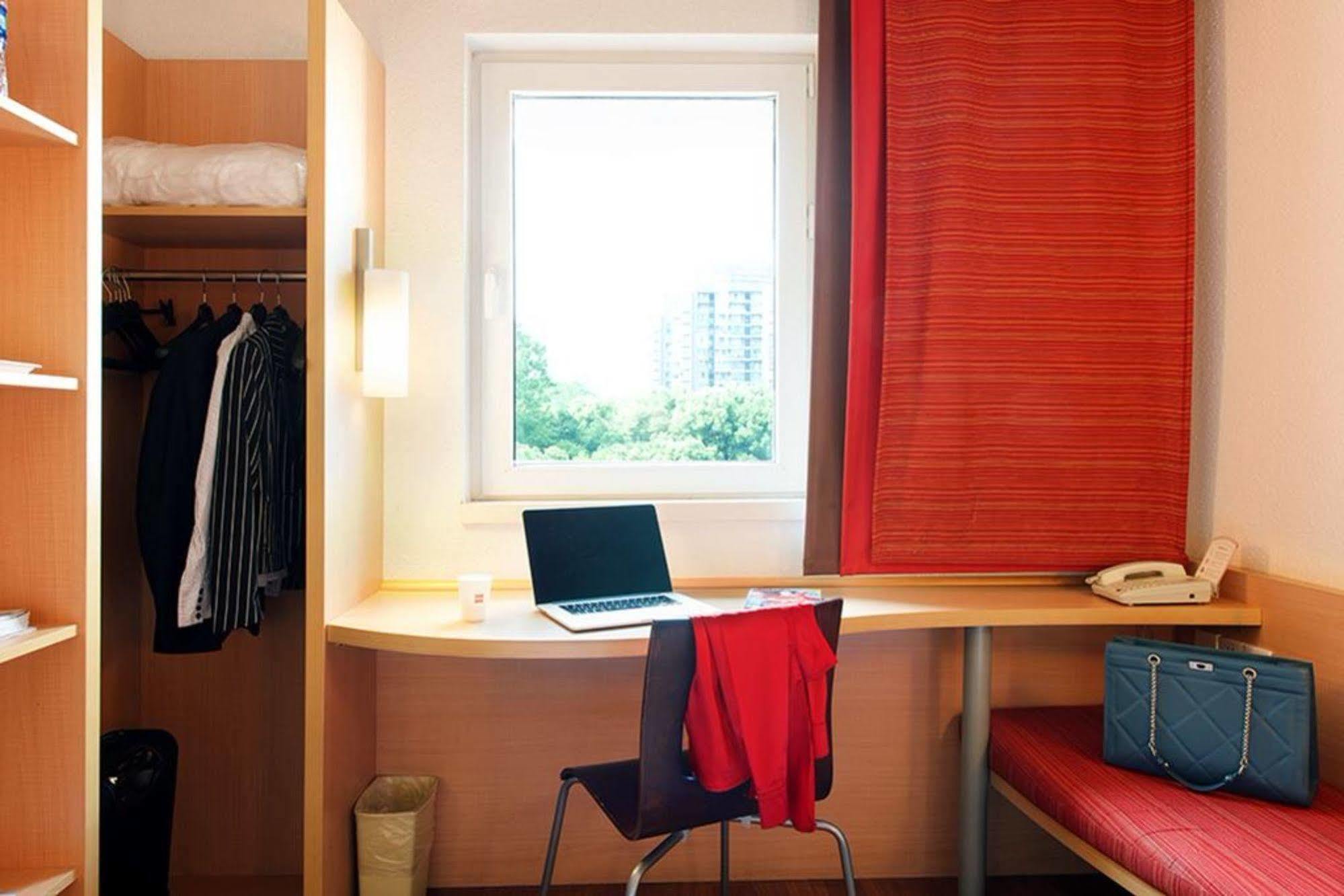 Hotel Ibis Beijing Dongdaqiao Exterior foto